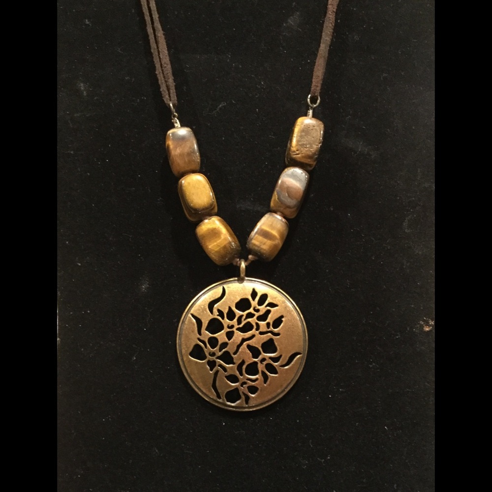 Gorgeous Medallion Necklace With Tiger Eye